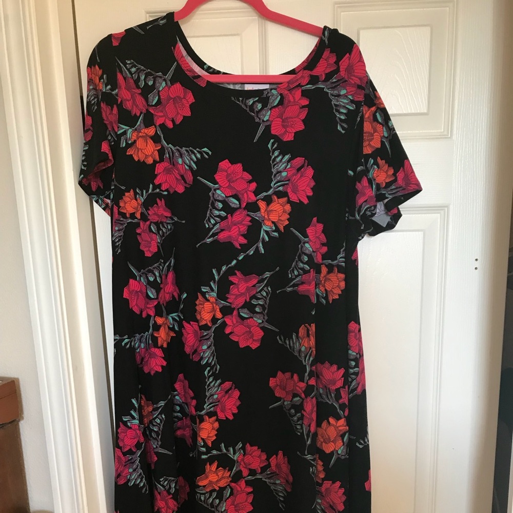 Vibrant floral Carly